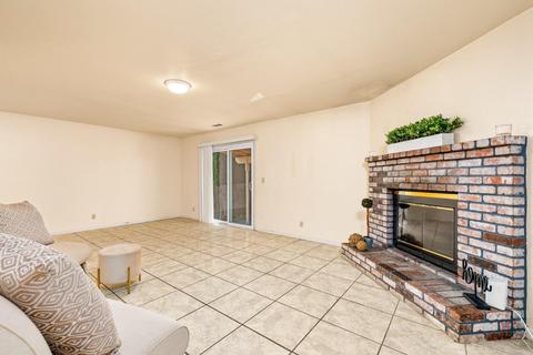 15101 Cambridge Dr, Lathrop, CA 95330 photo 9