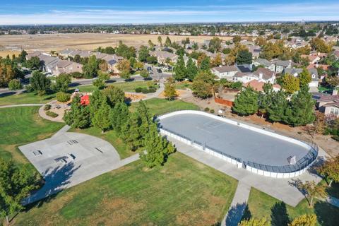 3978 Bastille Ct, Tracy, CA 95377 photo 8