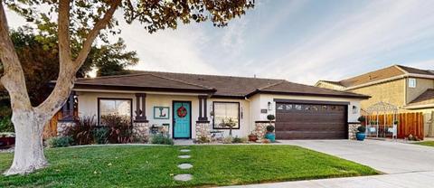 935 Ruess, Ripon, CA 95366 photo 1