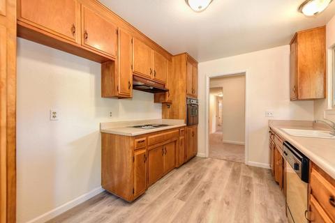 915 Villanova Dr, Davis, CA 95616 photo 18