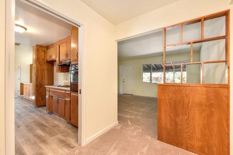 915 Villanova Dr, Davis, CA 95616 photo 8