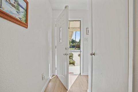 1337 Aurora St, Modesto, CA 95351 photo 8