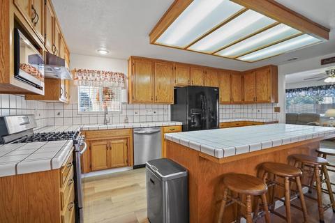 1337 Aurora St, Modesto, CA 95351 photo 14