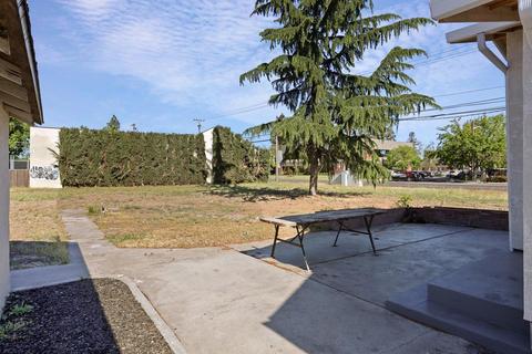 1345 Sunrise Ave, Modesto, CA 95350 photo 32