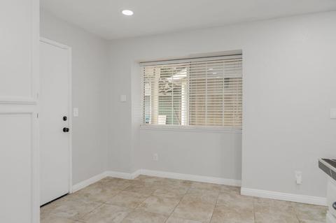 5716 Cobblestone Dr, Rocklin, CA 95765 photo 8