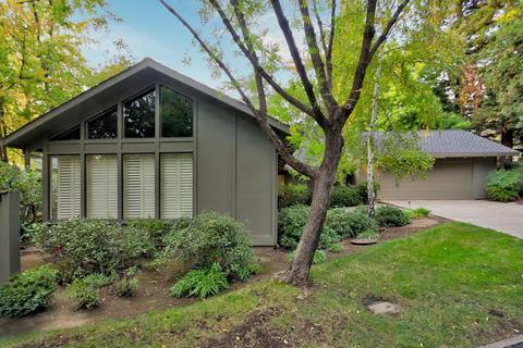 37 Covered Bridge Rd, Carmichael, CA 95608 photo 2