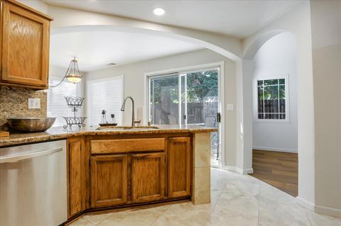 8358 Hillsbrook Dr, Antelope, CA 95843 photo 11