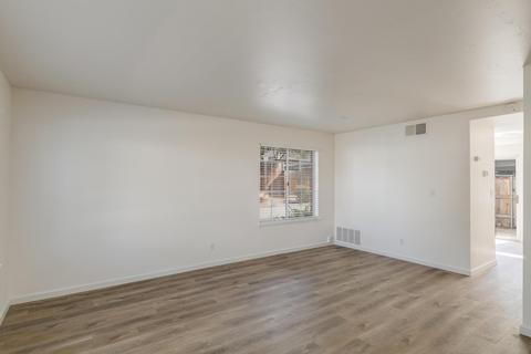 3960 Oak Villa Cir, Carmichael, CA 95608 photo 9