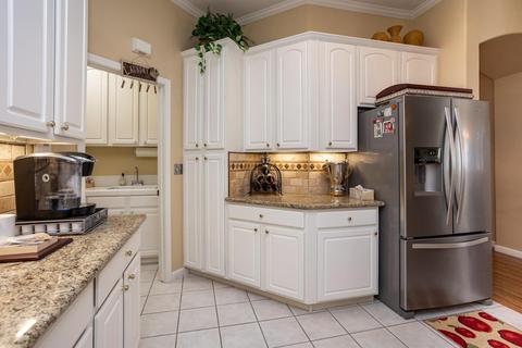 3504 Glencrest Dr, Modesto, CA 95355 photo 16
