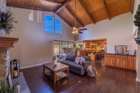 2913 Middleboro, Modesto, CA 95355 photo 1