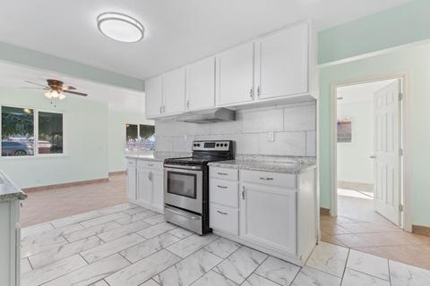 1825 Vernon Ave, Modesto, CA 95351 photo 11