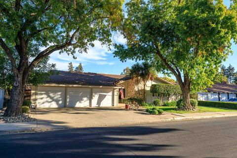 501 Leveland Ln, Modesto, CA 95350 photo 3
