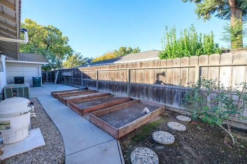 501 Leveland Ln, Modesto, CA 95350 photo 41