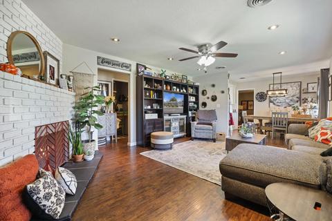 877 E C St, Oakdale, CA 95361 photo 5