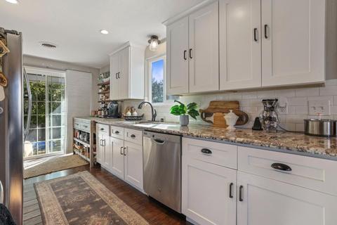 877 E C St, Oakdale, CA 95361 photo 13