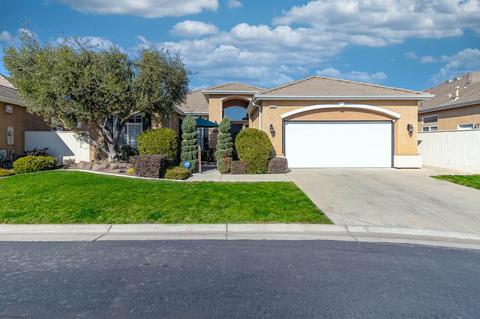 4605 Via Giardiano, Modesto, CA 95357 photo 2