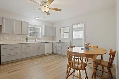 504 E Tokay St, Lodi, CA 95240 photo 8