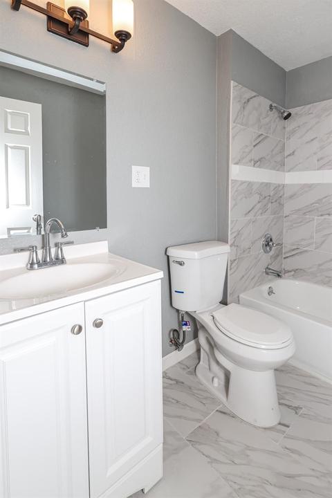703 Watson Ave, Modesto, CA 95358 photo 9