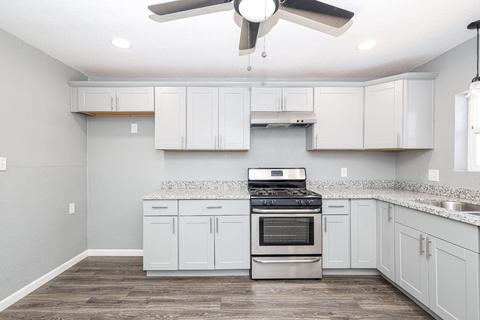 703 Watson Ave, Modesto, CA 95358 photo 4