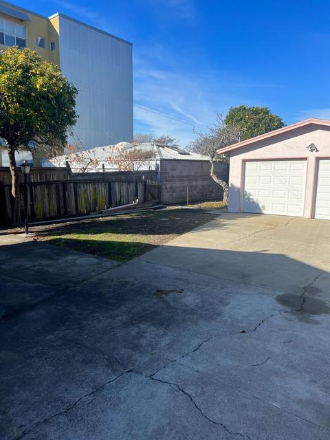 1117 Parker St, Berkeley, CA 94702 photo 17