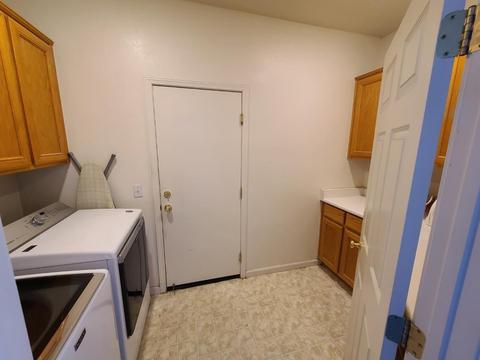 1468 NE Port St, Manteca, CA 95336 photo 5