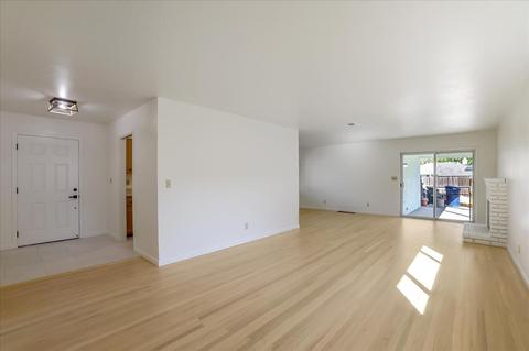 6112 Bourbon Dr, Carmichael, CA 95608 photo 2