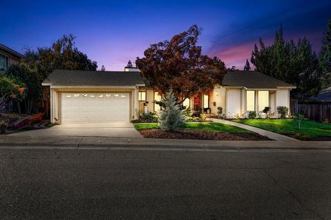 7306 Nob Hill Dr, Carmichael, CA 95608 photo 2