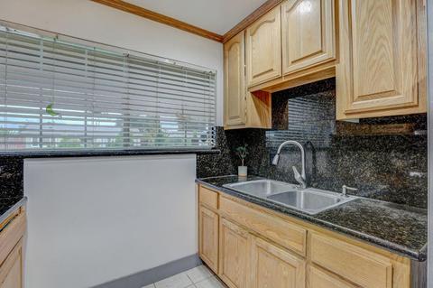 8121 Schoonover St, Elverta, CA 95626 photo 4