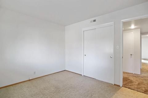 340 E Lancaster Dr, Stockton, CA 95207 photo 23