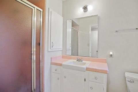340 E Lancaster Dr, Stockton, CA 95207 photo 22