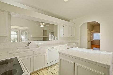 2338 Jamestown Ct, Lodi, CA 95242 photo 9