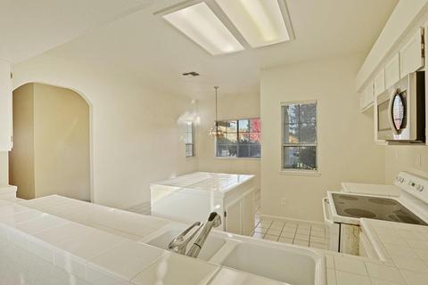 2338 Jamestown Ct, Lodi, CA 95242 photo 7