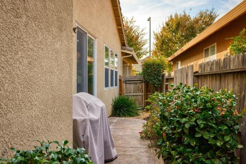 1748 Dalia Ln, Manteca, CA 95337 photo 26