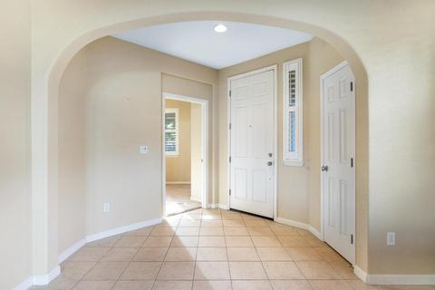 1748 Dalia Ln, Manteca, CA 95337 photo 5