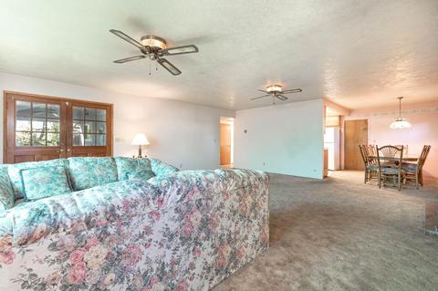 1000 Colonial Ct, Modesto, CA 95350 photo 15