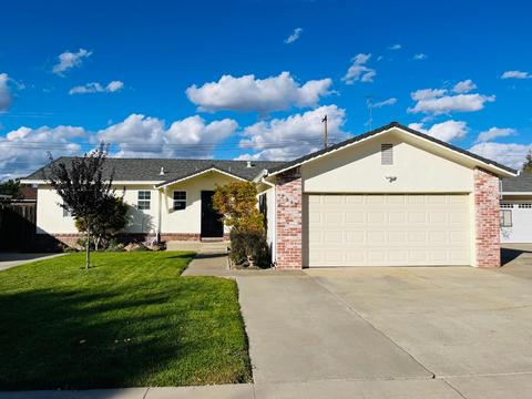 1901 W Walnut, Lodi, CA 95242 photo 2