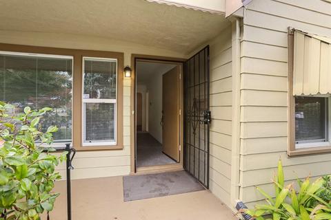 705 Grant Ave, Lodi, CA 95240 photo 2