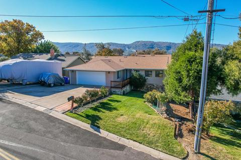 511 Toyanza Dr, San Andreas, CA 95249 photo 2