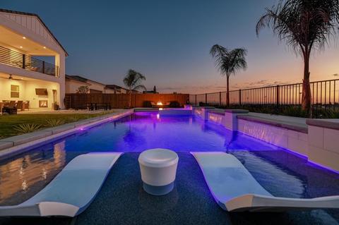 3916 Skyline Dr, Rocklin, CA 95677 photo 2