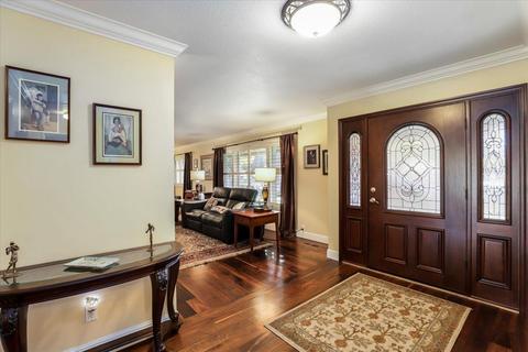 401 Roxbury Ln, Modesto, CA 95350 photo 8