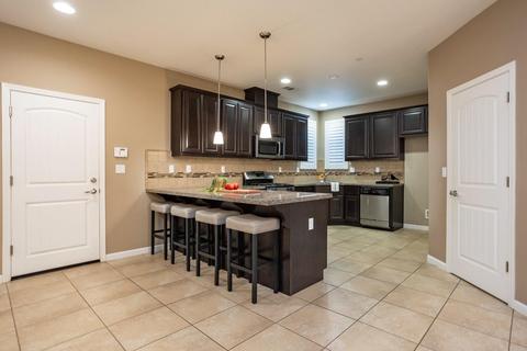 4955 Park View Ct, Salida, CA 95368 photo 2