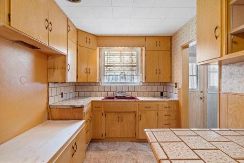731 Howard St, Lodi, CA 95242 photo 16