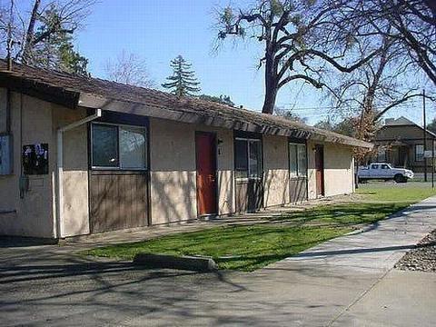741 Ivy St, Chico, CA 95928 photo 1