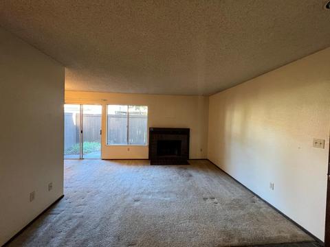 3701 Colonial Dr #135, Modesto, CA 95356 photo 12