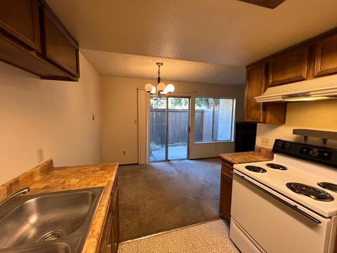 3701 Colonial Dr #135, Modesto, CA 95356 photo 18