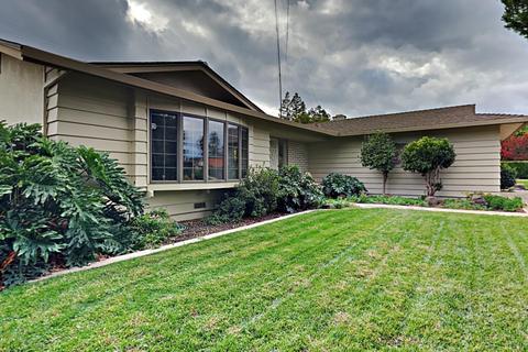 1900 Fallon Ln, Modesto, CA 95355 photo 2