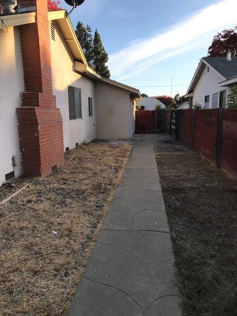 929 Charleston Ave, Modesto, CA 95350 photo 23