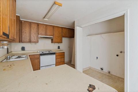 208 Flora St, Lodi, CA 95240 photo 14