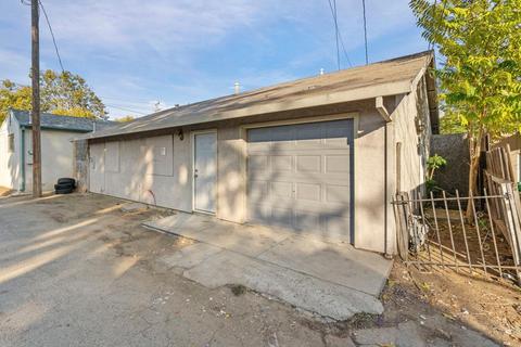 208 Flora St, Lodi, CA 95240 photo 2