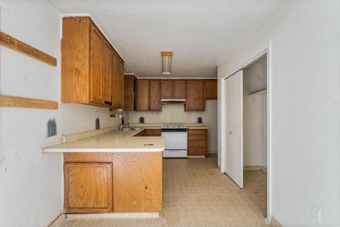 208 Flora St, Lodi, CA 95240 photo 11